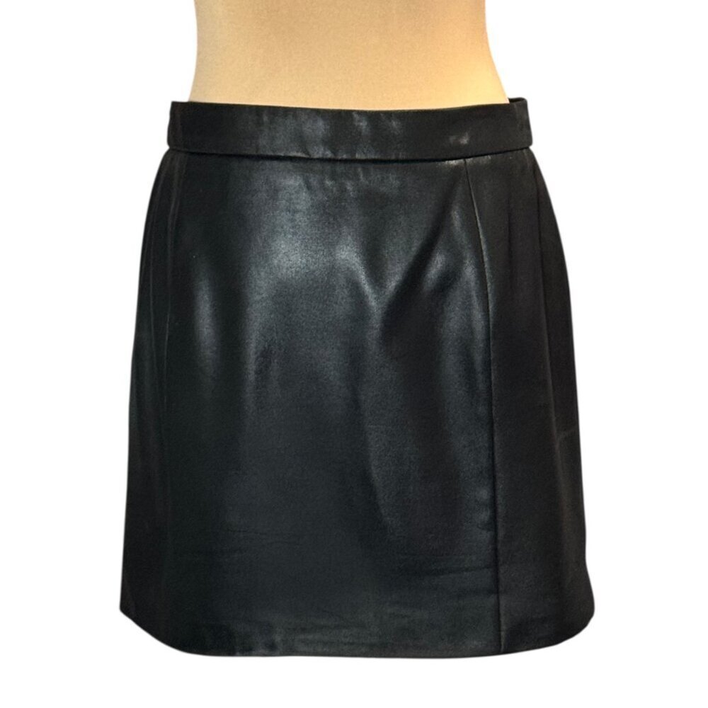 Gucci Black Mini Skirt SZ 6 Black Silk Blend Zipper Contemporary Designer - Picture 2 of 11